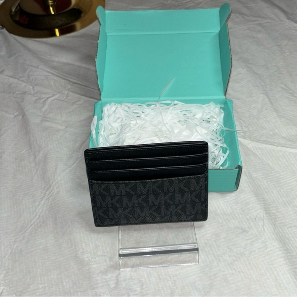Michael kors 6 card holder